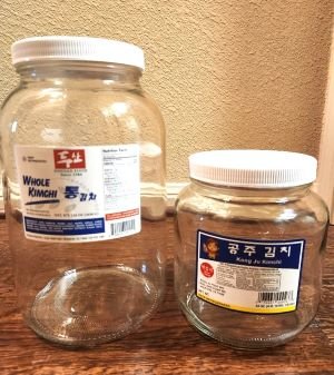 집 Empty Kimchee Jars